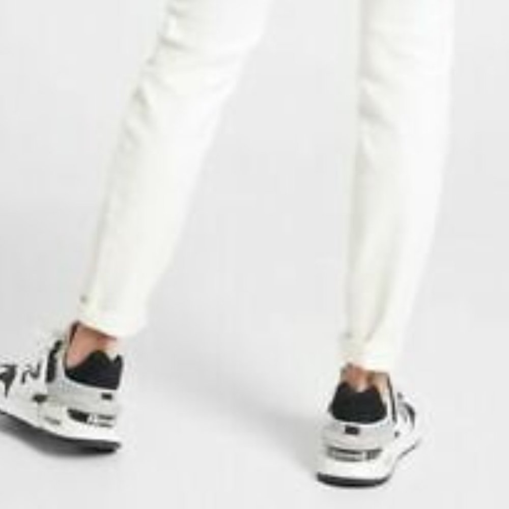 NWT! Athleta Sculptek Ultra Skinny Jeans in White Size-10 - Picture 6 of 9